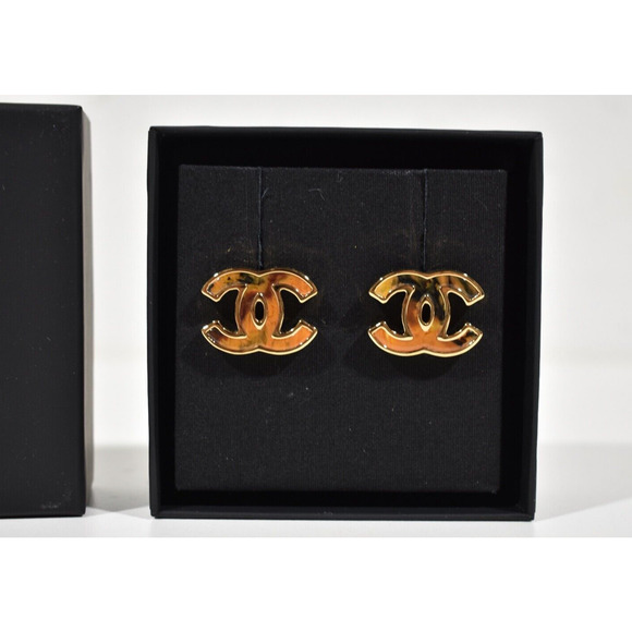 Chanel 23A Gold Orange Red Interlocking CC Logo Classic Statement Stud Earrings - Picture 5 of 12